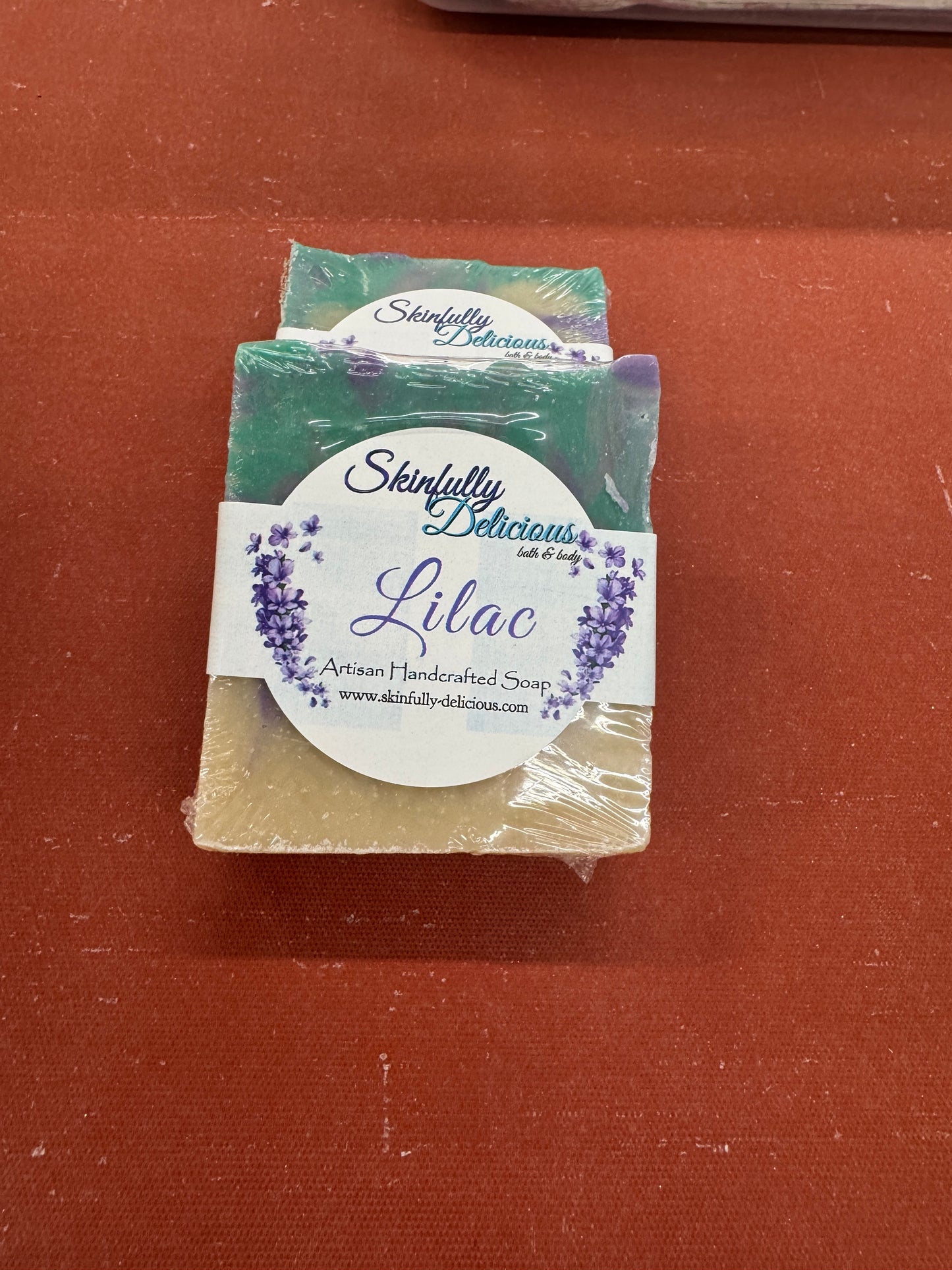 Skinfully Delicious Lilac Bar Soap 150g - Artisan Handcrafted with Coconut & Olive Oils for Freshly Blooming Lilac Aroma